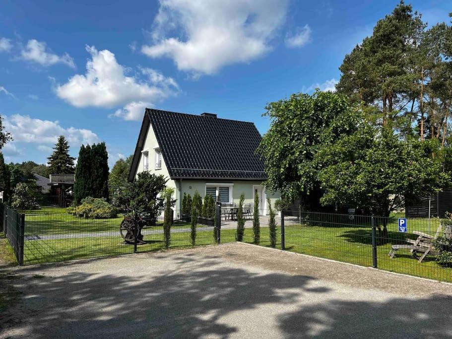 -Haus Am Waeldchen- Leilighet Zehdenick Eksteriør bilde